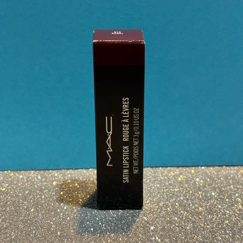 BNIB! MAC Satin Lipstick in REBEL 819 💄💋